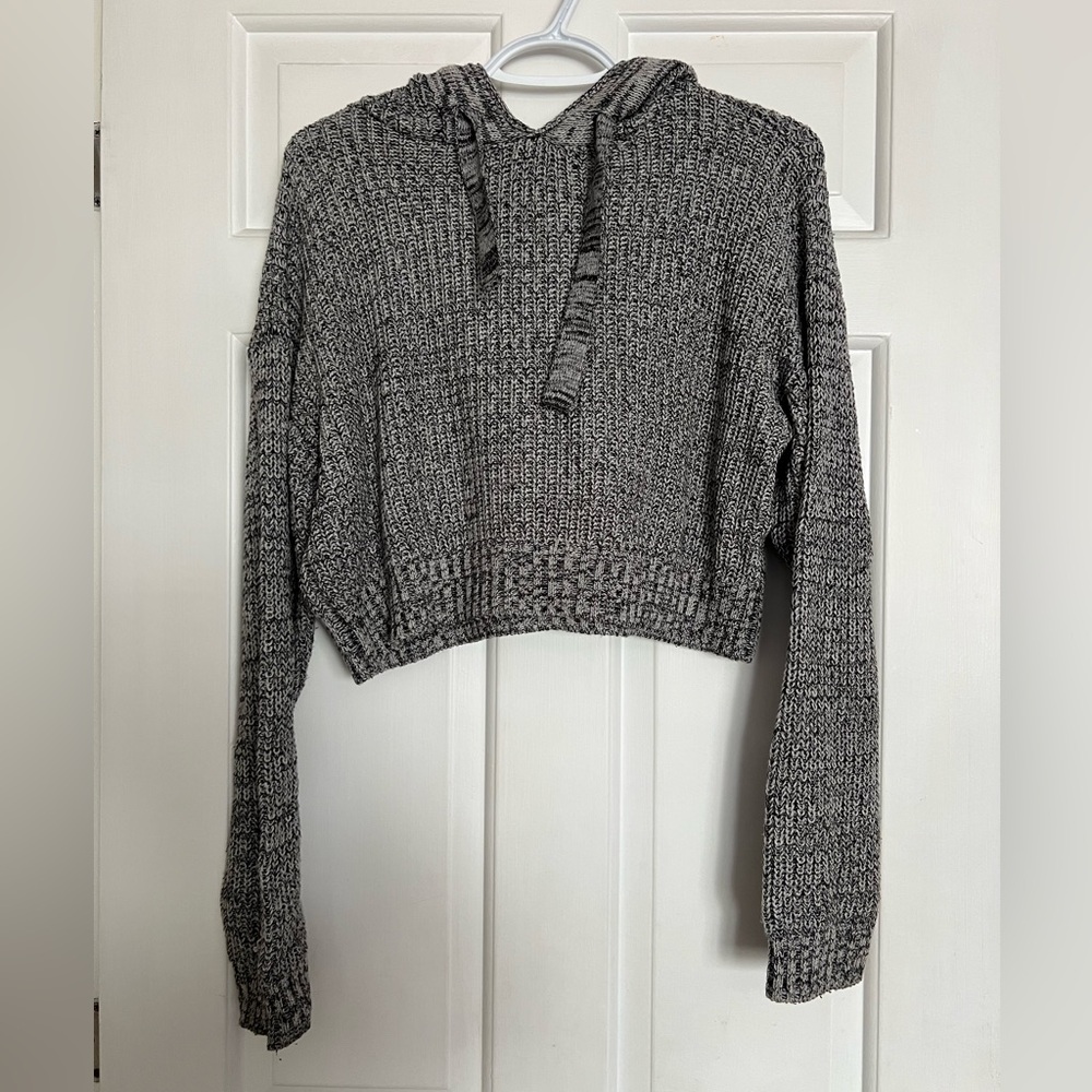 Gray Cropped Knit Hoodie